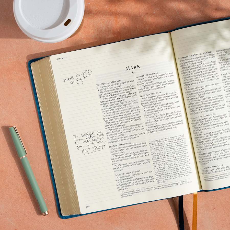 Lifeway - CSB Notetaking Bible, Expanded Reference, LeatherTouch
