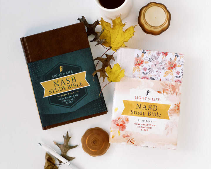 Barbour Publishing, Inc. - Light for Life NASB 2020 Study Bible [Golden Fields]