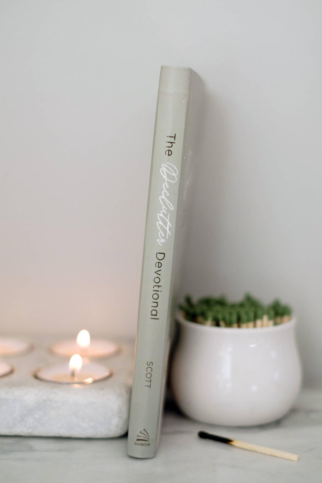 Barbour Publishing, Inc. - The Declutter Devotional