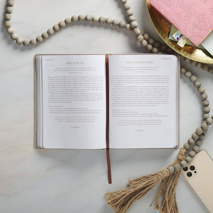 Christian Art Gifts - Devotional 10 Minutes with God for Women Faux Leather