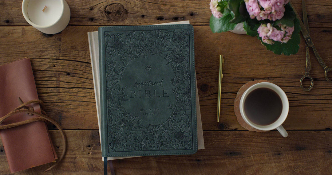 Crossway - ESV GraceLaced Bible, Artwork by Ruth Chou Simons, TruTone®