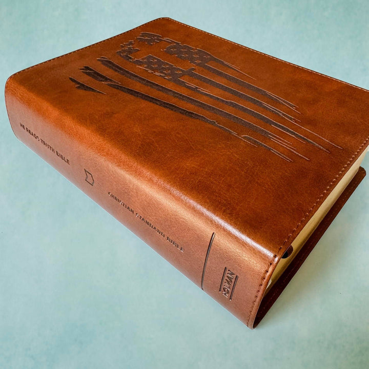 Joy Creative Bibles - CSB He Read Truth Bible - American Flag &amp; Cross
