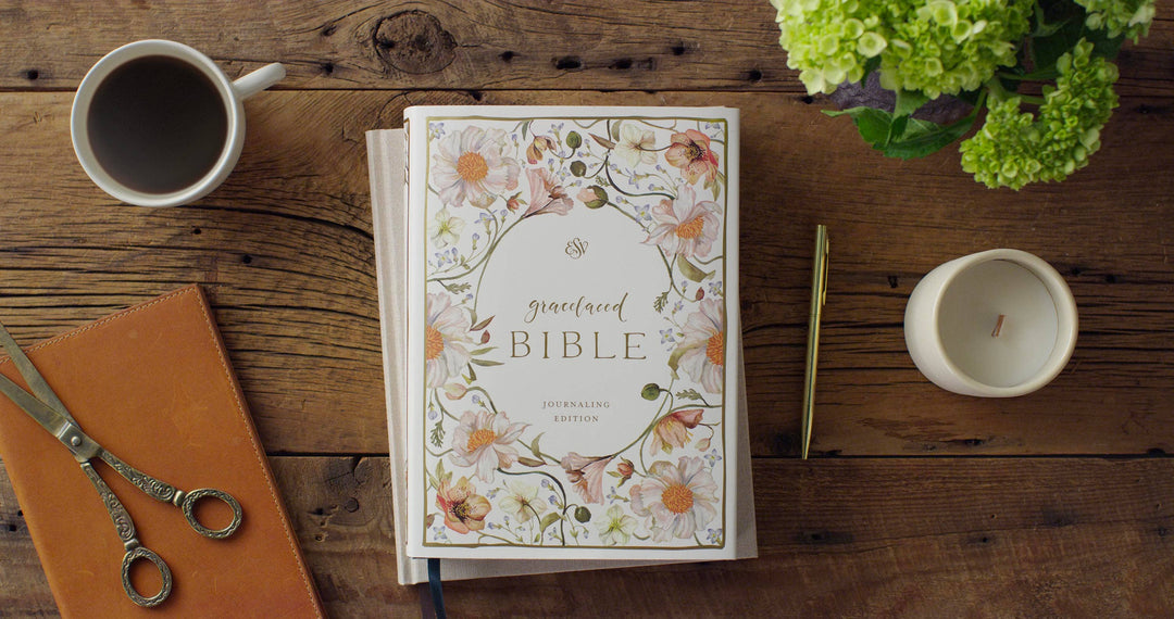 Crossway - ESV GraceLaced Bible, HC (Artwork by Ruth Chou Simons)