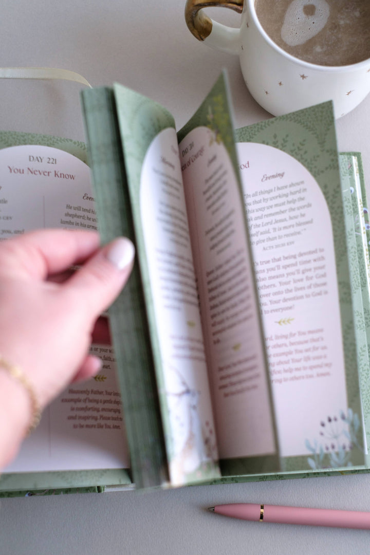 Barbour Publishing, Inc. - The Bible Promise Book for Morning and Evening