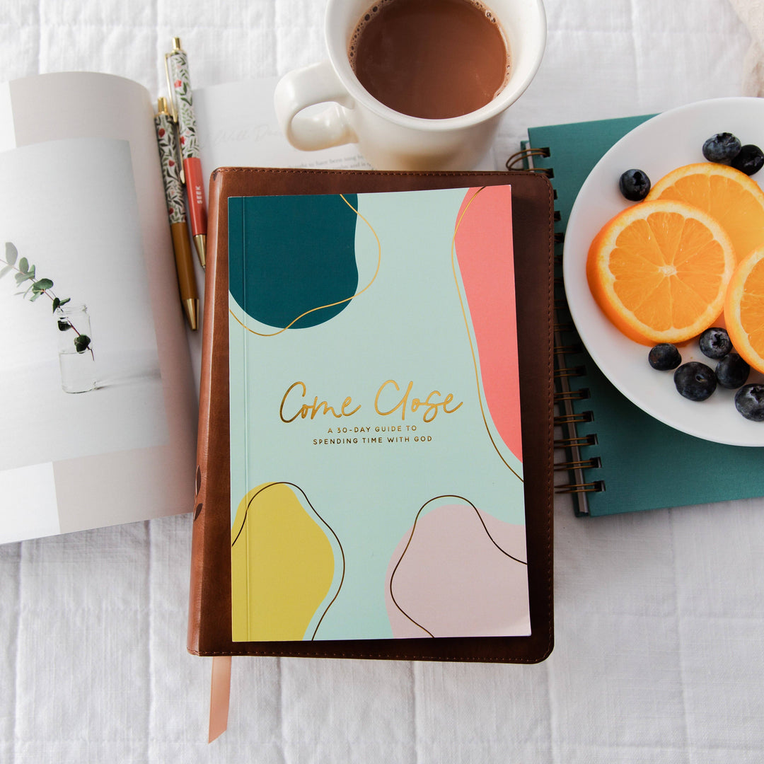 The Daily Grace Co - Come Close | Teen Devotional