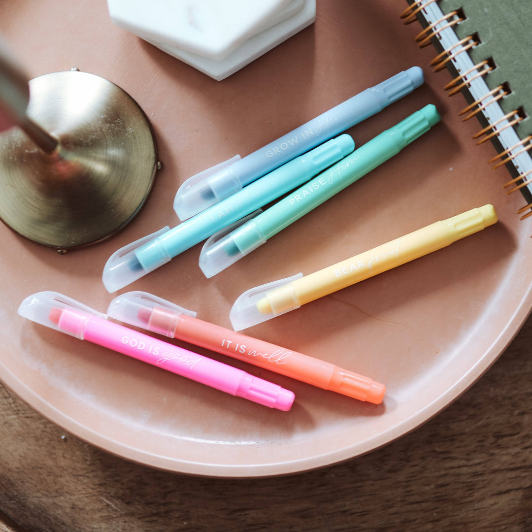 The Daily Grace Co - Pastel Bible Highlighter
