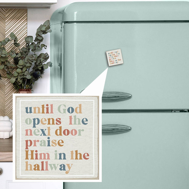 Sincere Surroundings - Praise Him In The Hallway - Square Magnets