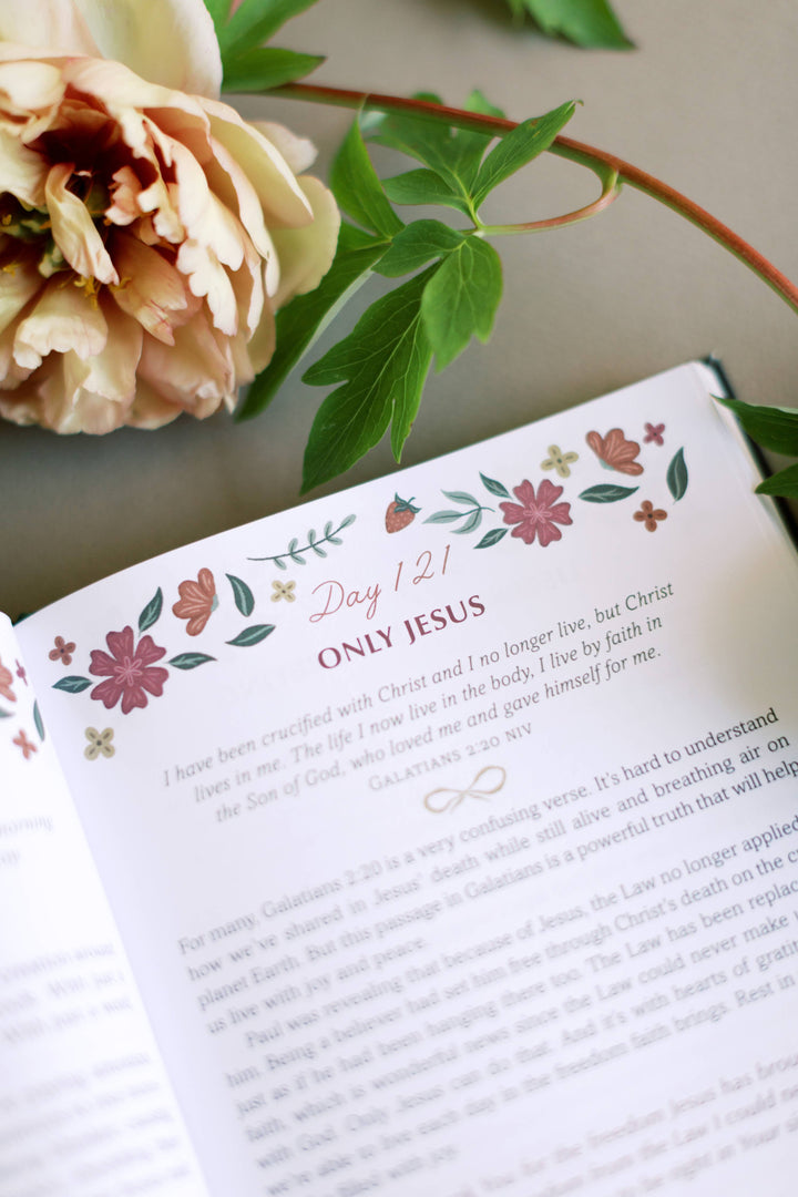 Barbour Publishing, Inc. - The Self-Care Daily Devotional