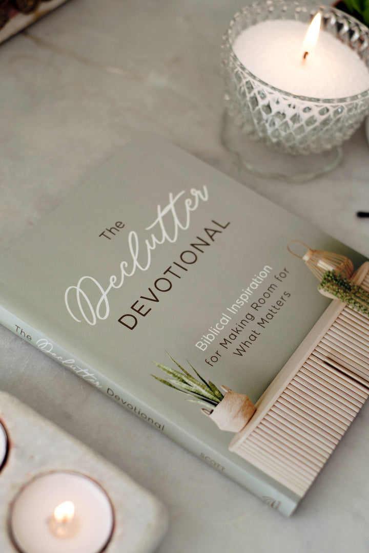 Barbour Publishing, Inc. - The Declutter Devotional