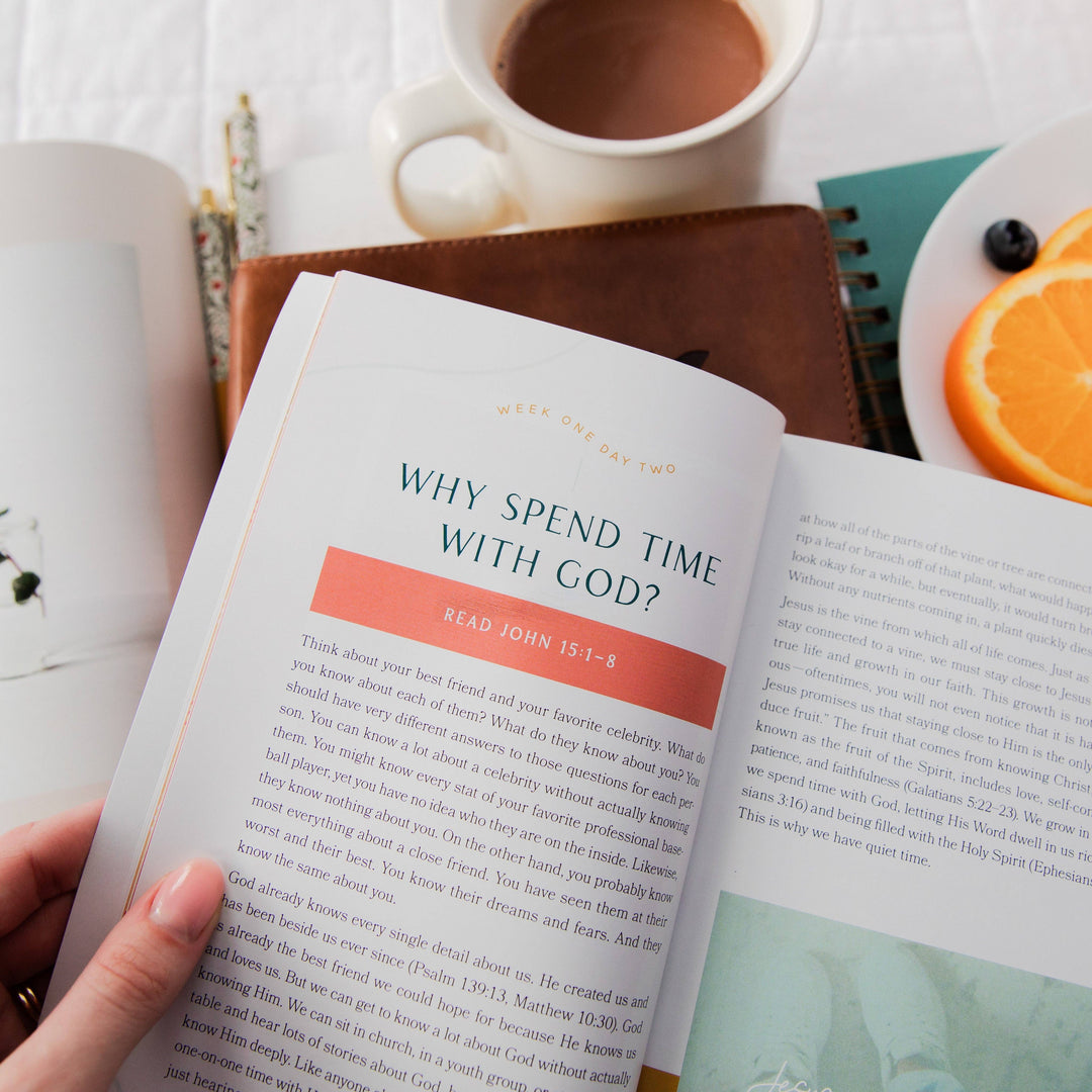 The Daily Grace Co - Come Close | Teen Devotional