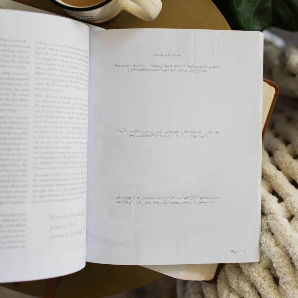 The Daily Grace Co - Peace for the Anxious Heart Bible Study