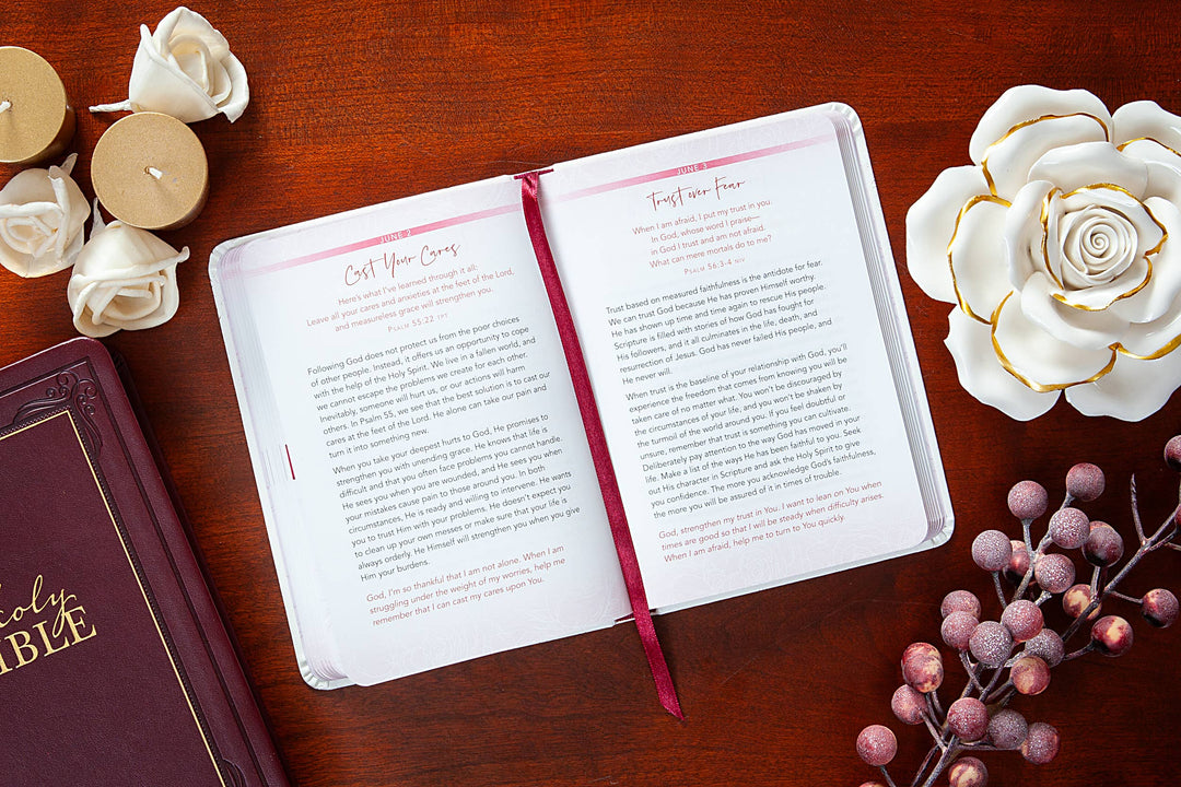 BroadStreet Publishing Group, LLC - Hearing Jesus (Daily Devotional)